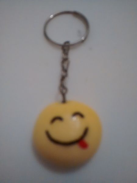 Chaveiro Emoji - Sorrindo/Língua