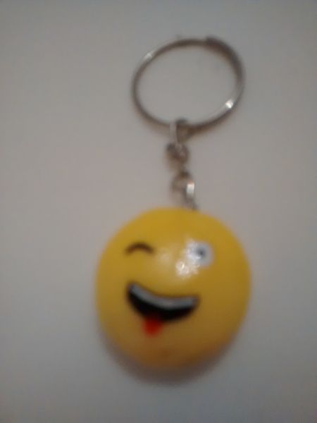 Chaveiro Emoji - Piscando/Língua